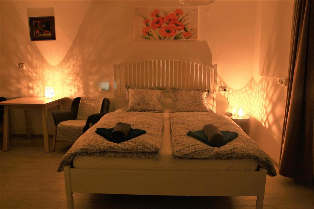 Pink House Studio Ljubljana Ngoại thất bức ảnh